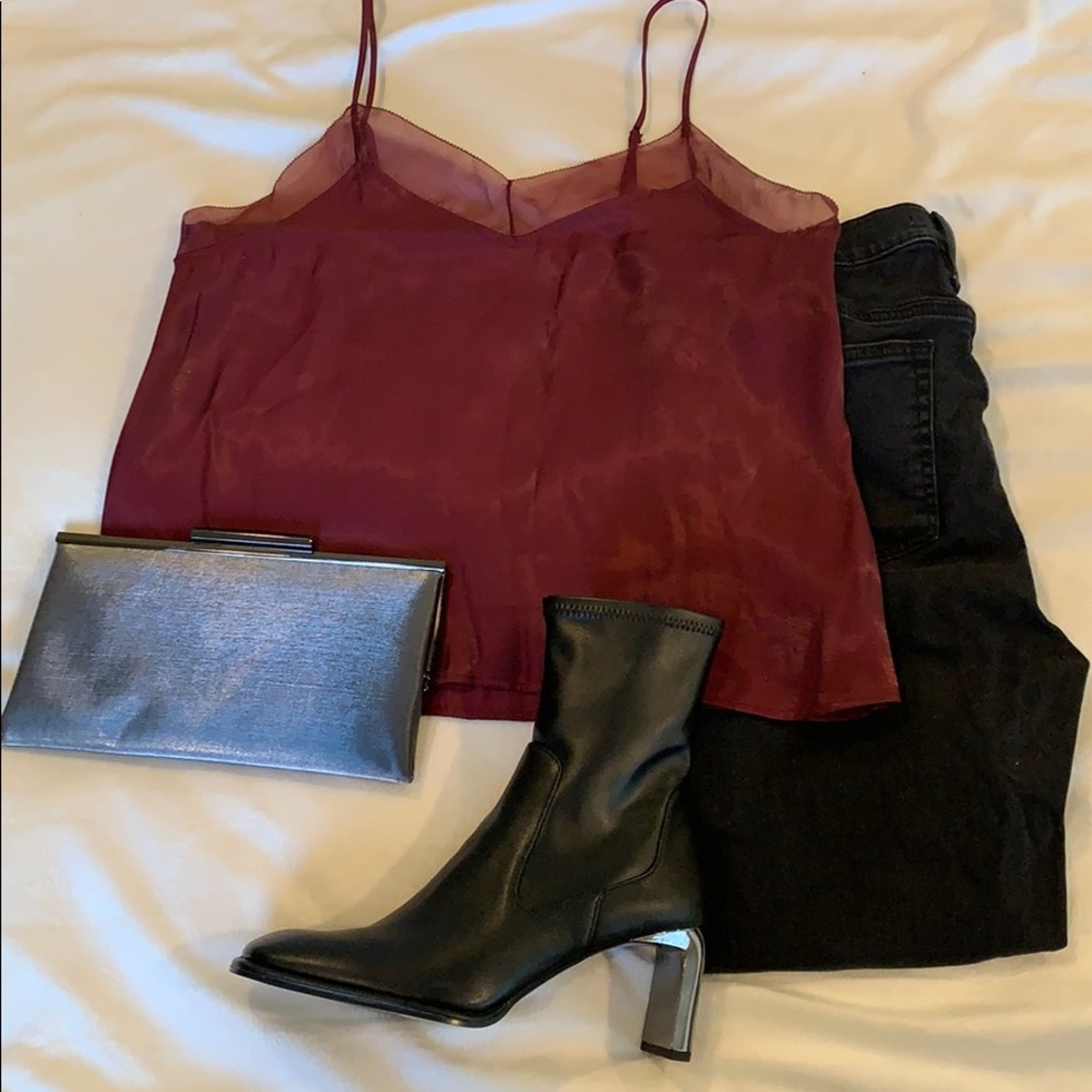 Forever 21 Wine Tank top